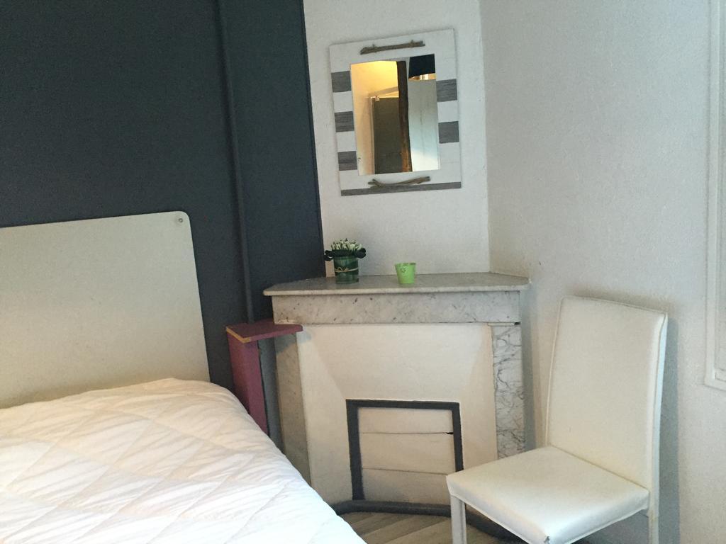 Hotel Restaurant Le 8 Mandelieu La Napoule Ngoại thất bức ảnh